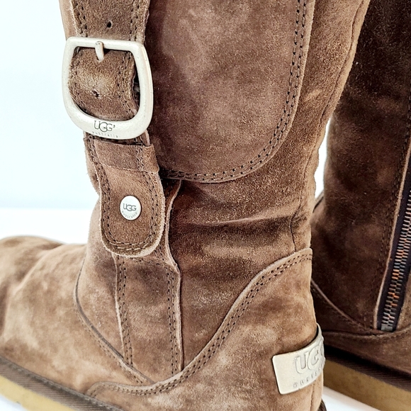 Ugg Zip Boots - Picture 2 of 5